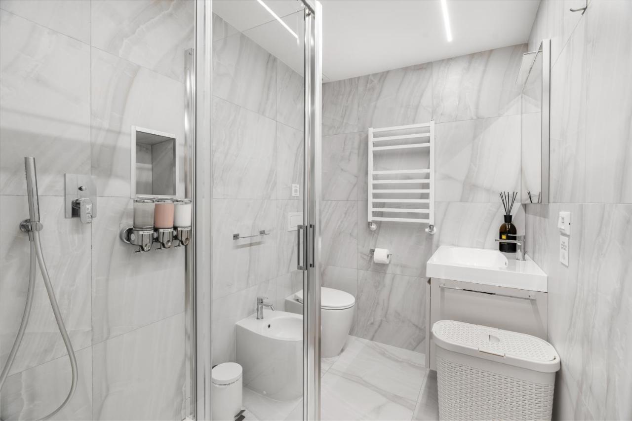 Modern Quiet Super Central Luxury Apartment Milano Exteriör bild